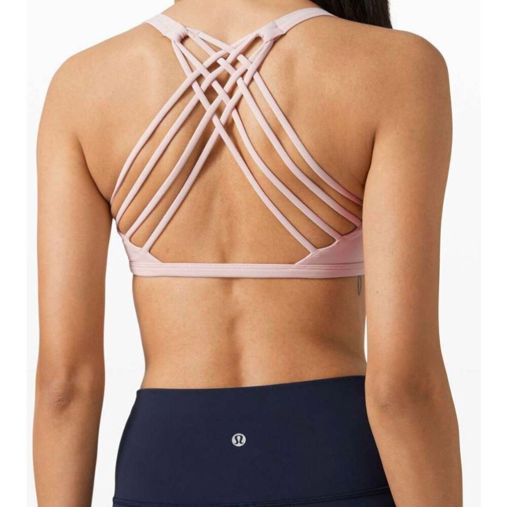 LULULEMON ATHLETICA Free To Be Bra (Wild) In Misty Pink Size 14